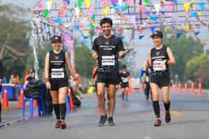 BIB: 48143, 45112
                            <button type="button" onclick="openModal(9919813)" class="btn btn-primary btn-sm float-right btn-popup" data-toggle="modal" data-target=".modal-high-quality">
                        <i class="fas fa-shopping-cart"></i> Add to Cart
                    </button>
                                            <button type="button" onclick="isThisMe(9919813, true)" class="btn btn-success btn-sm float-right btn-popup btn-isme hidden" data-toggle="tooltip" data-placement="bottom" title="นี่คือรูปของคุณใช่ไหม คลิกที่นี่เพื่อเอาเข้าอัลบั้ม">
                        <i class="fas fa-plus"></i> Add to album
                    </button>
                    <button type="button" onclick="isThisMe(9919813, false)" class="btn btn-warning btn-sm float-right btn-popup btn-isnotme hidden">
                        <i class="fas fa-ban"></i> Remove from album
                    </button>